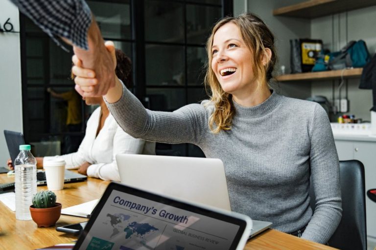 5 Ways You Can Effectively Manage Your Money Accumulating Money 5-ways-you-can-effectively-manage-your-money-accumulating-money